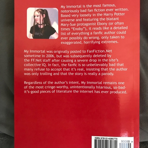 Brand new Tara Gilesbie infamous book! 14$ or bundle 3 items/ 25$ - Picture 2 of 8
